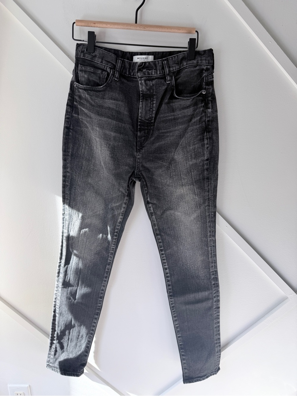 Moussy Vintage Black Fade Skinny Jeans | High Rise Distressed Wash| Japanese 28